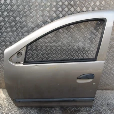 VRATA PREDNJA LIJEVA Dacia Sandero 2013 0.9 TCE