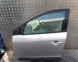 VRATA PREDNJA LIJEVA Renault MEGANE III  2010 1.5 DCI 801016886R