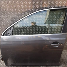 VRATA PREDNJA LIJEVA Volkswagen Jetta 2007 1.9 TDI 1K5831105F 1K5831301S