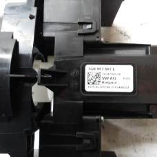 RUČICA POD VOLANOM Volkswagen Polo 2022 1.0 TSI 2Q0953513 6RA959653A