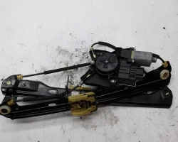 MEHANIZAM STAKLA PREDNJI DESNI Volkswagen Polo 2022 1.0 TSI 130822064 2GS837462