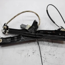MEHANIZAM STAKLA PREDNJI DESNI Peugeot 308 2017 1.2 i BREAK 9816271780 9816273080