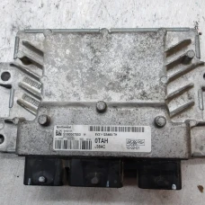 RAČUNALNIK MOTORA Ford Fiesta 2011 1.4 GPL 8v21-12a650-th 1543041