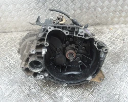 MIJENJAČ Suzuki SX4 2006 1.9 TD 4WD 6MT 2471179JA0