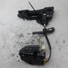 MEHANIZAM ZAKLJUČAVANJA ZADNJI LIJEVO Audi A5, S5 2010 2.0 TDI AUT 8k0839015c