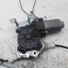 MEHANIZAM STAKLA PREDNJI DESNI Nissan Navara 2007 2.5 DCT 4X4 807004X01A