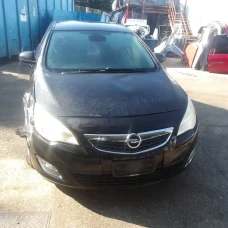 AUTO ZA DIJELOVE Opel Astra 2010 1.7 DTH