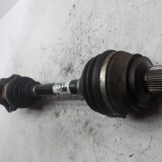 POLUOSOVINA PREDNJA DESNA Audi A5, S5 2010 2.0 TDI AUT 8k0407271q