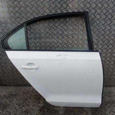 VRATA ZADNJA DESNA Volkswagen Jetta 2011 1.6 TDI 5C6833056A