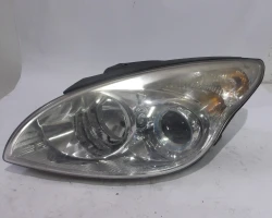 FAR LIJEVI Hyundai i30 2009 1.4 921012L120