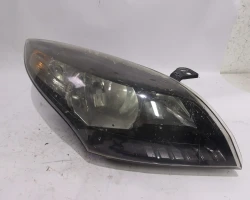 FAR DESNI Renault MEGANE III  2011 GRANDTOUR 1.5 DCI 260103187r 260103617R