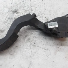 PEDALA GASA ELEKTRIČNA Volkswagen Passat 2002 1.9 8d1721523f