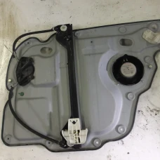 MEHANIZAM STAKLA ZADAJ LIJEVA Volkswagen Touran 2014 2.0 TDI AUT. 1T0839461P