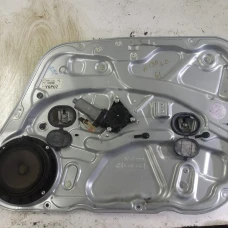 MEHANIZAM STAKLA PREDNJI DESNI Hyundai i30 2009 1.4 824802l140 824602L000