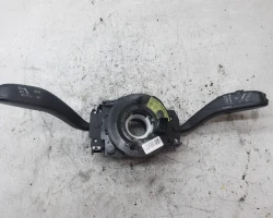 RUČICA POD VOLANOM Škoda Fabia 2013 1.2 TSI 6r0953501a   6R0953507A