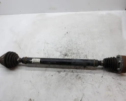 POLUOSOVINA PREDNJA DESNA Volkswagen Jetta 2007 1.9 TDI 1k0407272ec