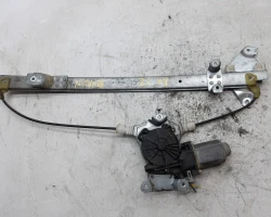 MEHANIZAM STAKLA ZADAJ LIJEVA Nissan Navara 2007 2.5 DCT 4X4 827013X30A 827313X30A