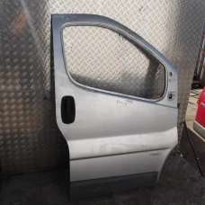 VRATA PREDNJA DESNA Opel Vivaro 2003 1.9 DTI