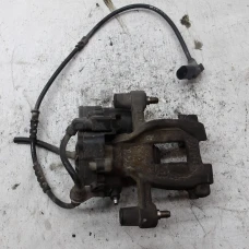 KOČIONI CILINDAR ZADAJ LIJEVI BMW 2 2016 216 D GRAN TOURER 34206883025 34216860008