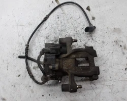 KOČIONI CILINDAR ZADAJ LIJEVI BMW 2 2016 216 D GRAN TOURER 34206883025 34216860008