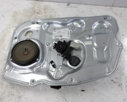 MEHANIZAM STAKLA PREDNJI DESNI Alfa Giulietta 2011 2.0 JTD 71754403 71754415