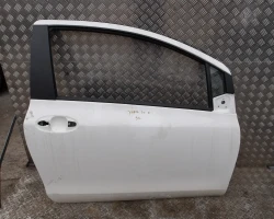 VRATA PREDNJA DESNA Toyota Yaris 2011 1.33