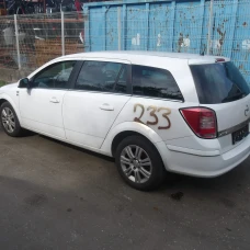 AUTO ZA DIJELOVE Opel Astra 2010 KARAVAN 1.7 DTI