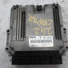 RAČUNALNIK MOTORA Renault Captur 2014 1.5 DCI 237102747r