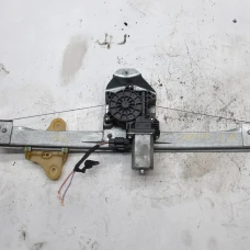 MEHANIZAM STAKLA PREDNJI DESNI Renault Captur 2014 1.5 DCI 807200713R