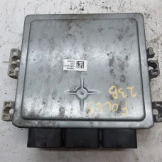 RAČUNALNIK MOTORA Ford Focus 2011 1.6 bv61-12a650-me 1777659