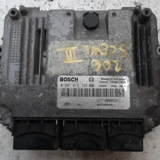 RAČUNALNIK MOTORA Renault SCENIC 2010 III. 1.9 DCI 237100055r