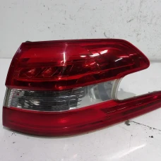 ŠTOP SVIJETLO DESNA Peugeot 308 2016 308 BREAK 1.6 HDI 9678098880 9678093880