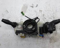 RUČICA POD VOLANOM Renault MEGANE III  2011 1.9 dci 255670019r--b