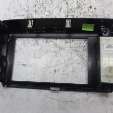 STIKALO RAZNO Peugeot 208 2015 1.2 9673861377