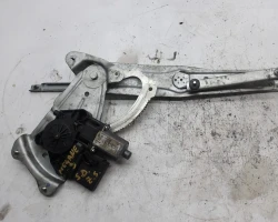 MEHANIZAM STAKLA PREDNJI DESNI Renault MEGANE III  2011 1.9 dci 807301396r