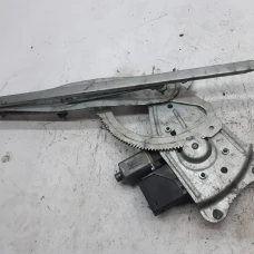 MEHANIZAM STAKLA PREDNJI DESNI Renault MEGANE III  2011 1.9 dci 807301396r