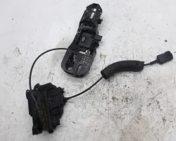 MEHANIZAM ZAKLJUČAVANJA PREDNJA DESNA Renault MEGANE III  2011 1.9 dci