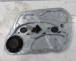 MEHANIZAM STAKLA PREDNJI DESNI Hyundai i30 2007 1.6 CRDI 824802l060 824602L000