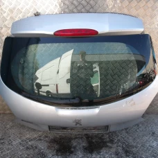 VRATA KOMPLET PRTLJAŽNA Peugeot 208 2015 1.2 9672664480