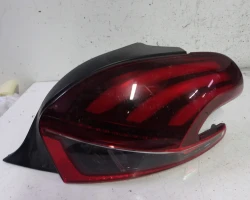 ŠTOP SVIJETLO DESNA Peugeot 208 2015 1.2 9810430580