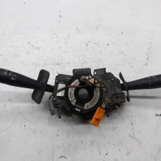 RUČICA POD VOLANOM Renault KANGOO 2003 1.2 8200090337
