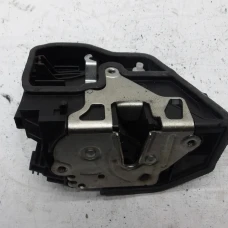 MEHANIZAM ZAKLJUČAVANJA ZADAJ DESNA BMW X 2008 3 2.OD AUT. XDIVE 51227202148