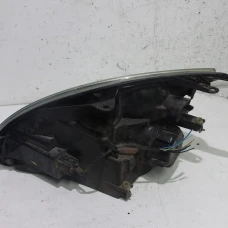 FAR DESNI Ford Fiesta 2005 1.3