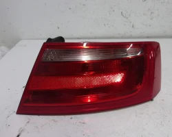 ŠTOP SVIJETLO DESNA Audi A5, S5 2014 2.0 TDI AUT. 8t8945096e
