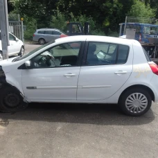 AUTO ZA DIJELOVE Renault CLIO III 2012 1.5 DCI