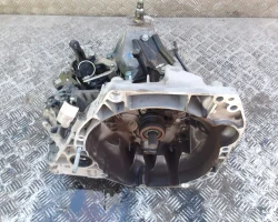 MIJENJAČ Nissan Micra 2017 0.9 3201002Q4B