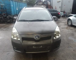 AUTO ZA DIJELOVE Toyota Corolla 2004 VERSO 2.0 D4D