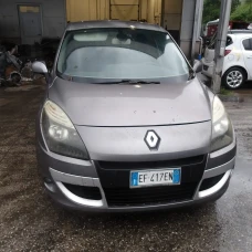 AUTO ZA DIJELOVE Renault SCENIC 2010 III. 1.9 DCI