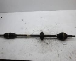 POLUOSOVINA PREDNJA DESNA Dacia Sandero 2018 1.0 391009206r