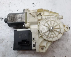 MEHANIZAM STAKLA ZADNJA DESNA Renault MEGANE III  2010 1.5 DCI 827306548r
